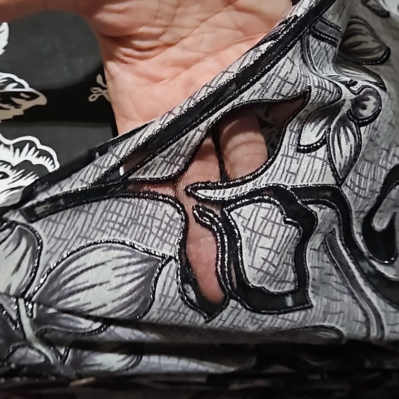 Cruise Wear OS Gray Black Fringe Draping Cover w Metallic Thread and Cutouts - Picture 5 of 11